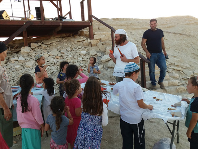 Children of Beit Hogla community at the lookout with Sinai Tor