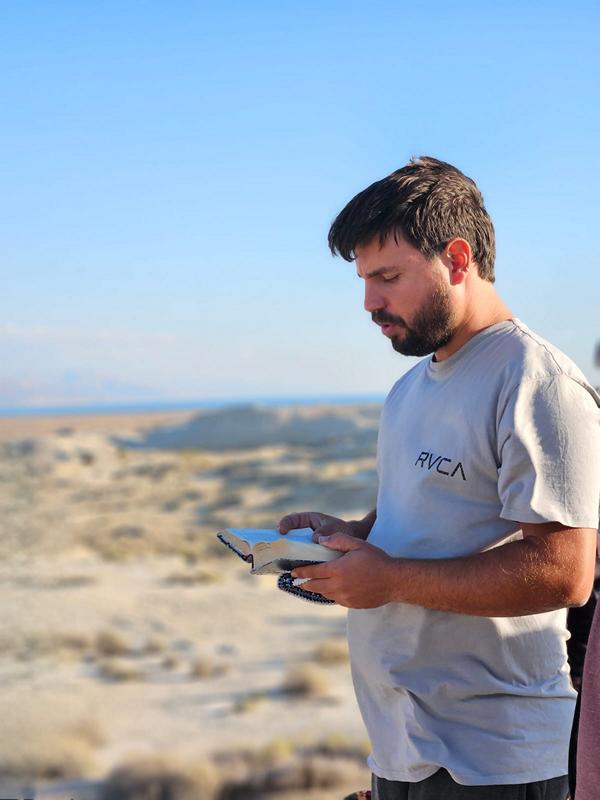 בקבורת עורלה בגבעת העורלות בערבות יריחו